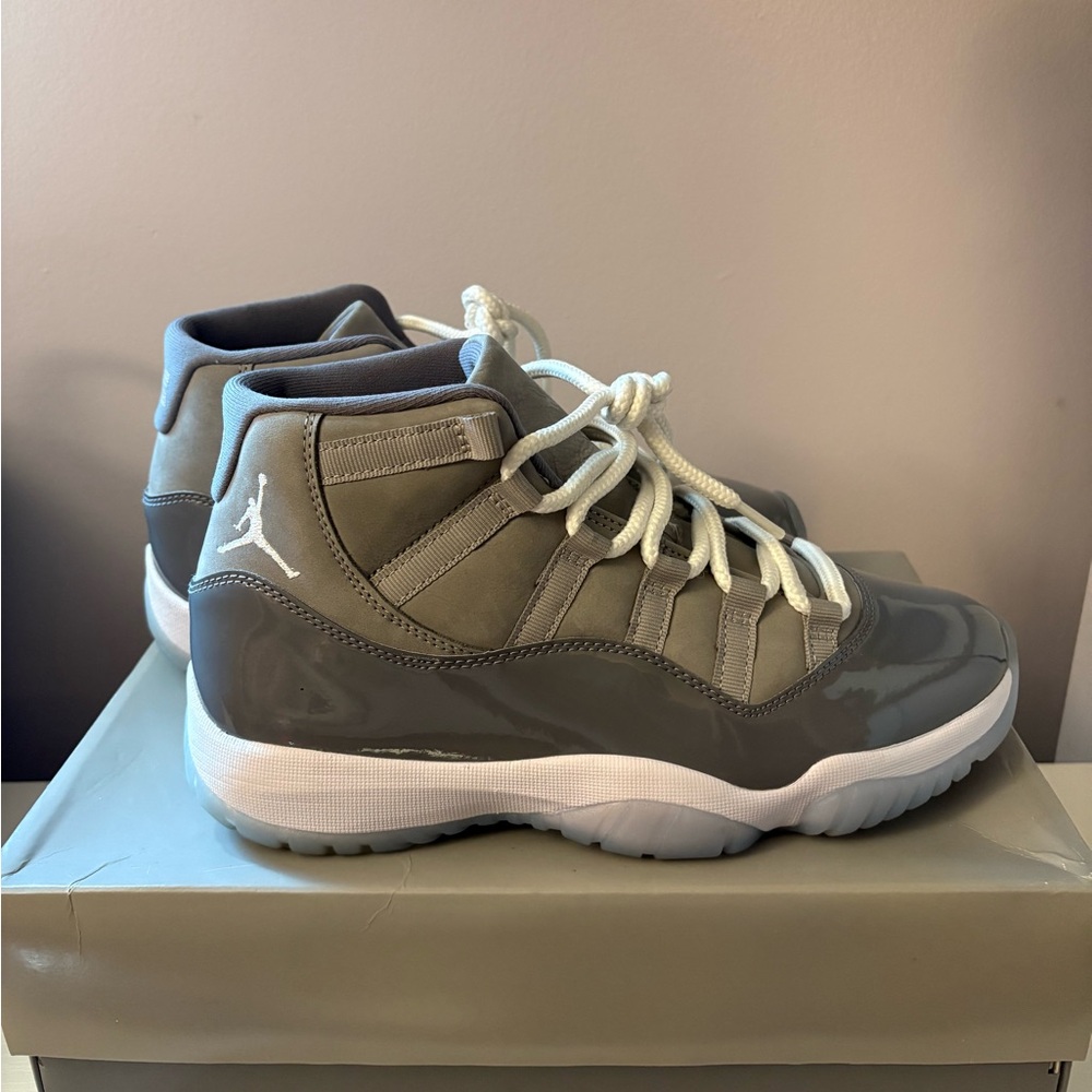 Jordan 11 "Cool Grey"